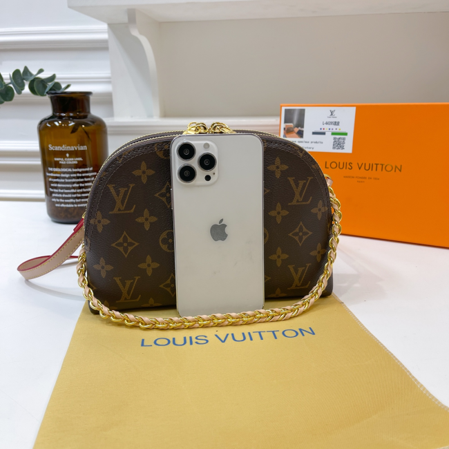 Quality Shell Bag with Box #LOV