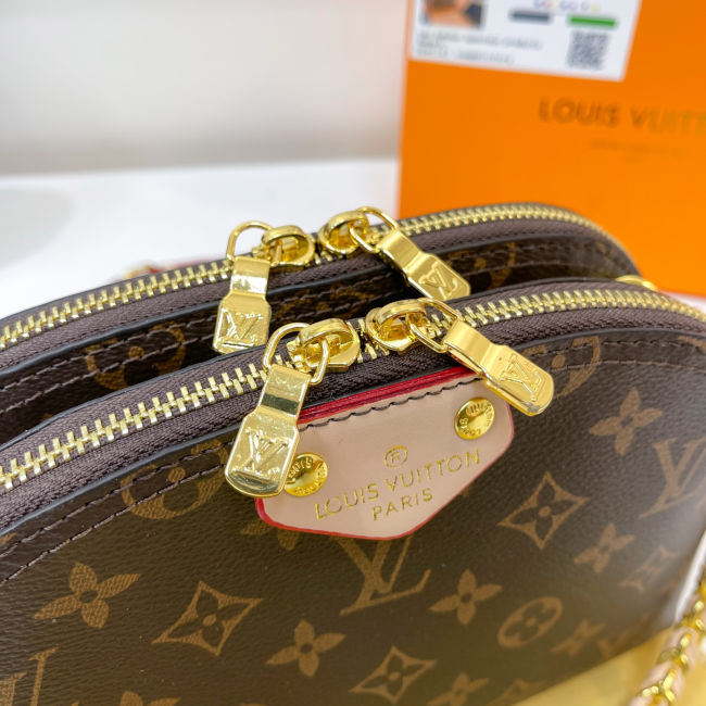 Quality Shell Bag with Box #LOV