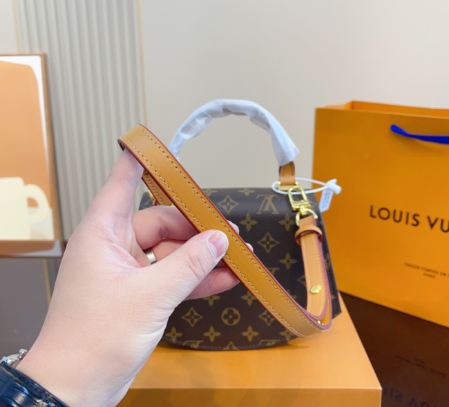 High Quality Bag with Box  #LOV