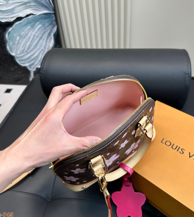 High Quality Bag with Box #LOV