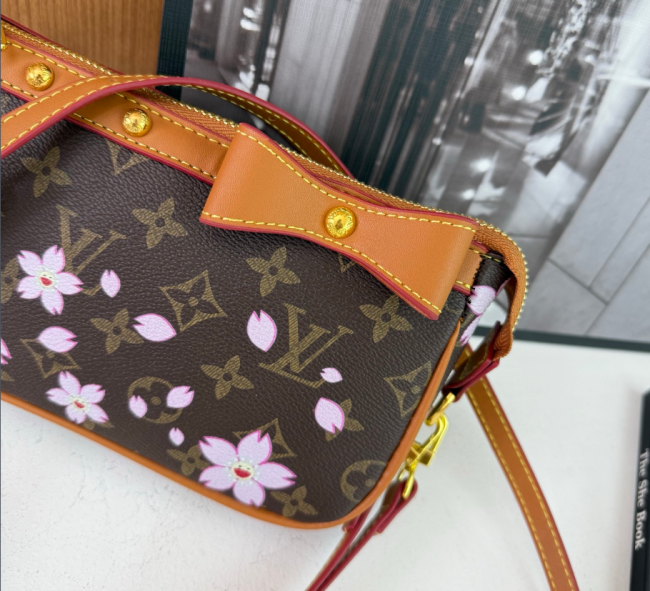 Women Fashion Bag No Box #LOV