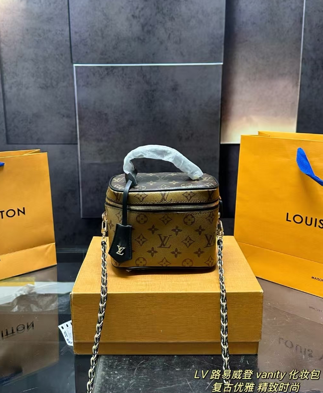 uality Bag with Box #LOV