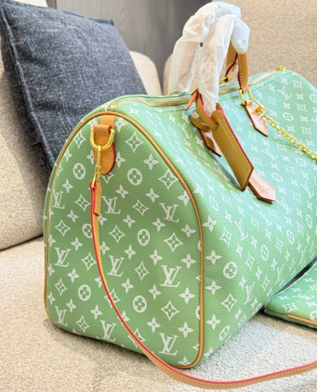 High Quality Luggage Bag #LOV