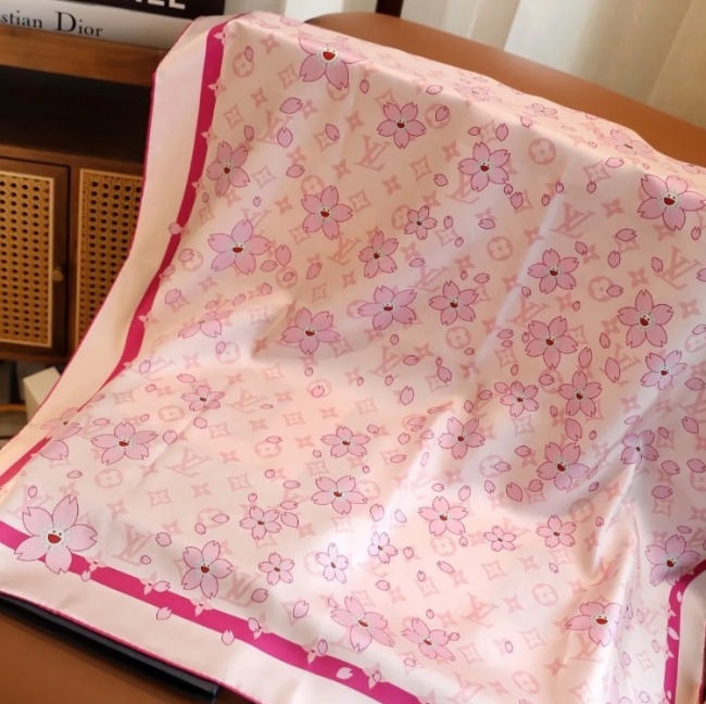 Fashion Silk scarf size:90*90cm #LOV
