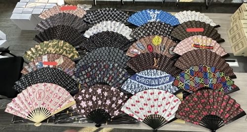 Fashion Folding Fans #LOV