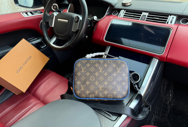 Quality Men's Bag with Box #LOV