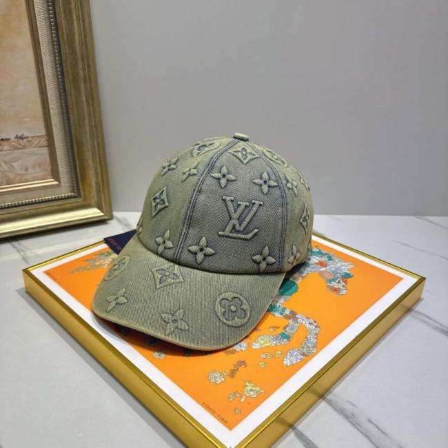 Quality Caps with Tags #LOV