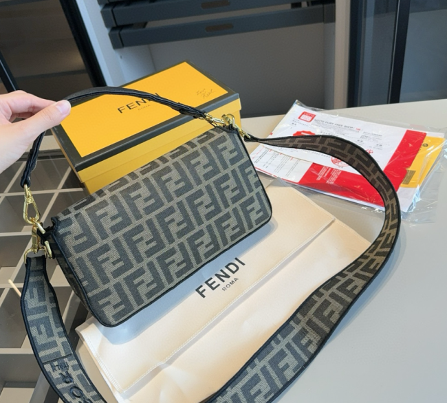  Women Quality Bag with Box #FEI