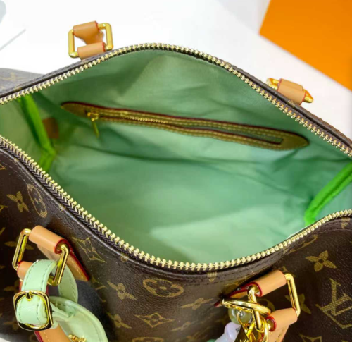 Quality Bag with Box #LOV