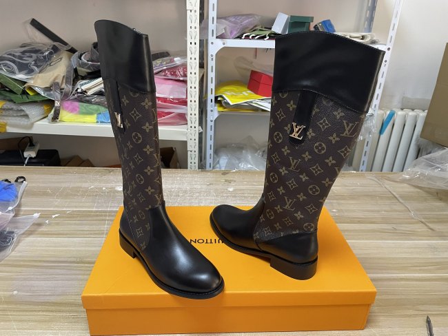 Wholesale Boots with Box #LOV