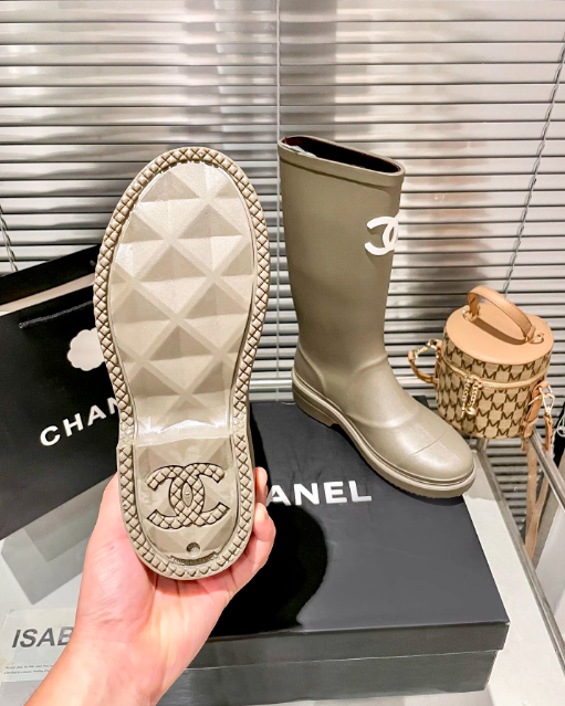 Fashion Rainboots with Box #CHN