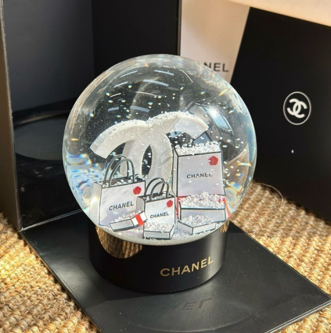  Christmas Snow Globe with Box