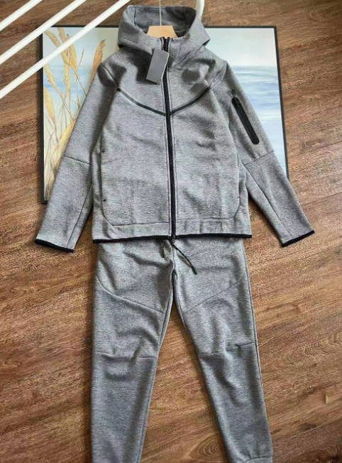 High Quality Sports Set with Tags #NIK