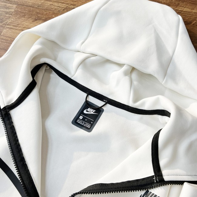 High Quality Sports Set with Tags #NIK