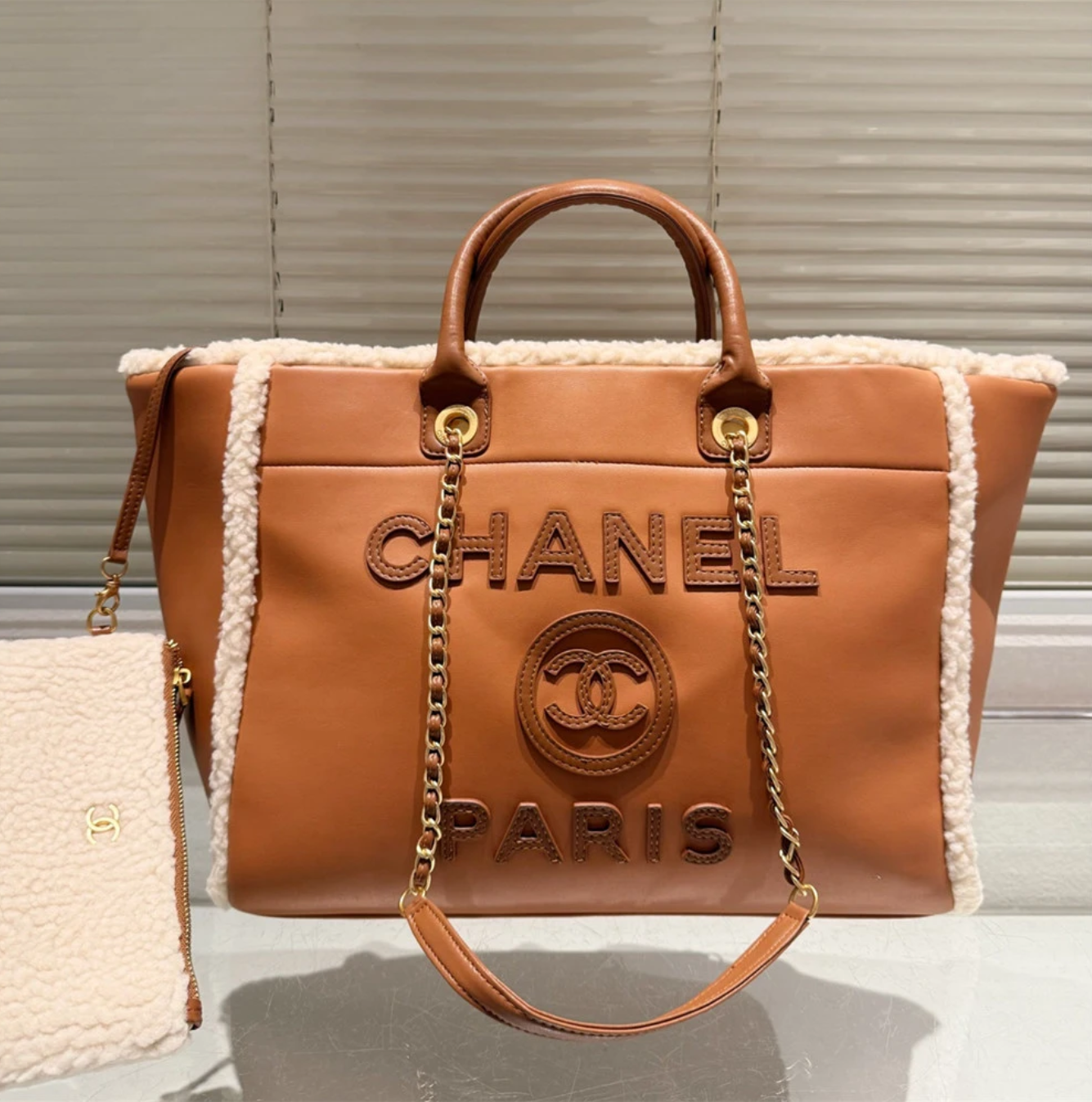 High quality leather Tote bag size:40*30cm #CHN