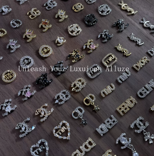 Phone case charms Wholesale 10 pcs