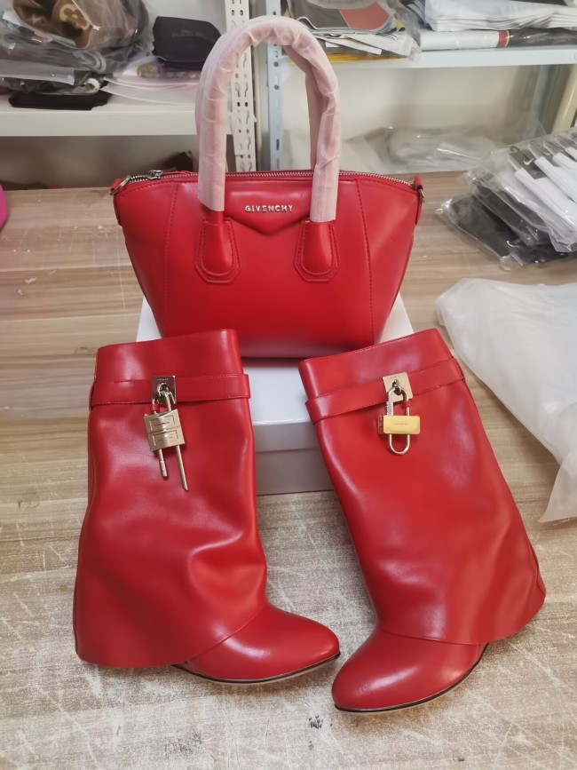 High Quality Boots with Bag Set #GIV