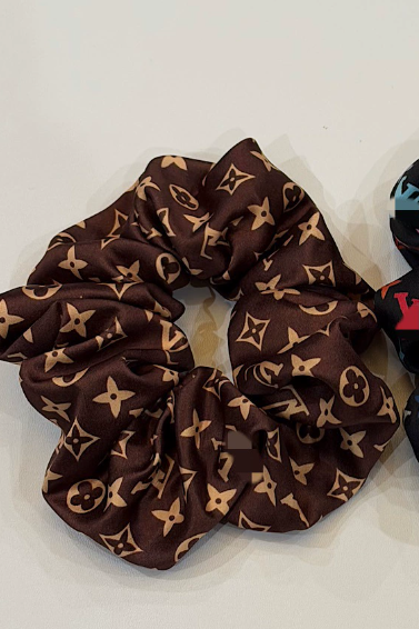 Wholesale Scranches #LOV