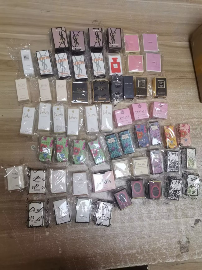 12 pcs mini size perfume free shipping