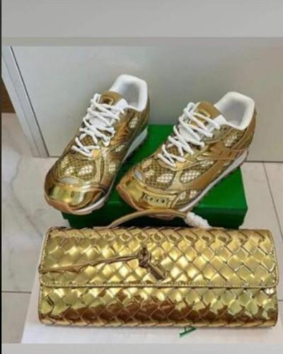  Fashion BV shoes with Bag Set