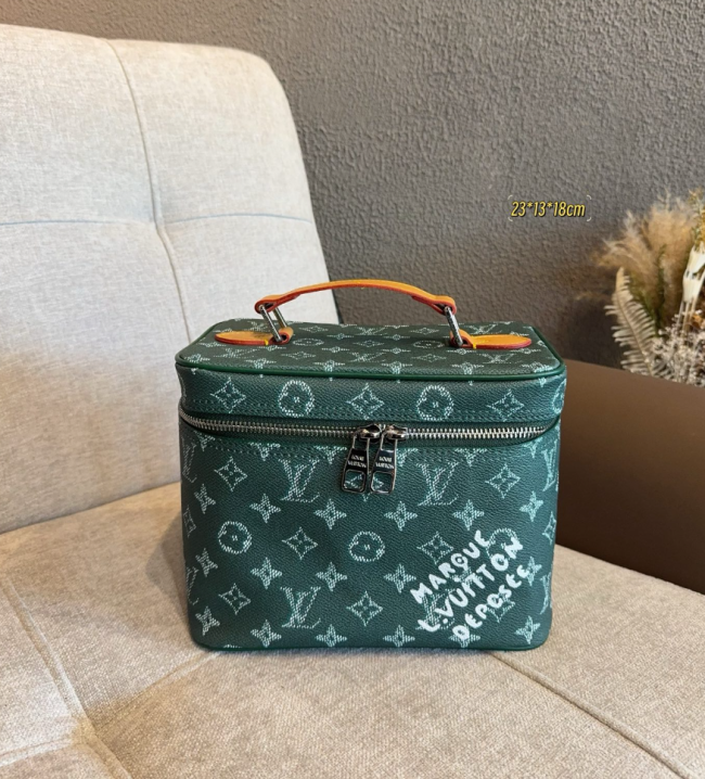 Quality Comestic Bag No Box #LOV