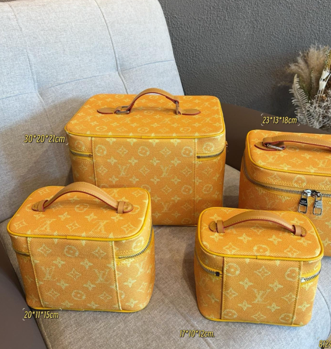 Quality Comestic Bag No Box #LOV