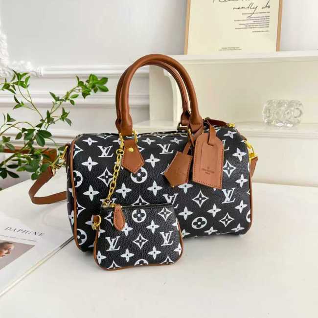 Women Fashion Pillow Bag No Box Size 30*21*18cm #LOV