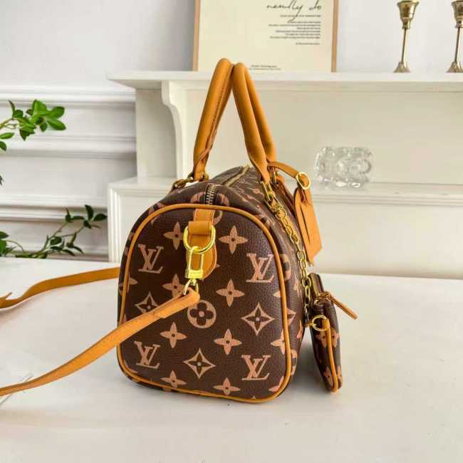 Women Fashion Pillow Bag No Box Size 30*21*18cm #LOV