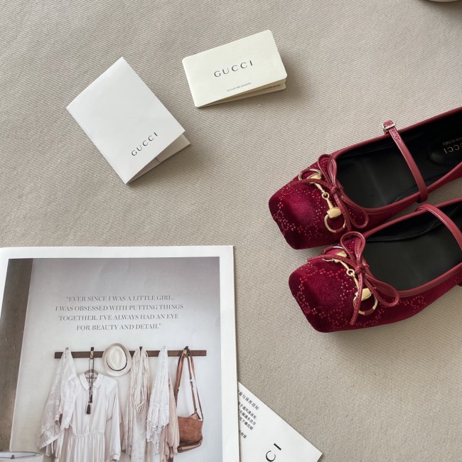 Women Quality Shoes with Box #GUI