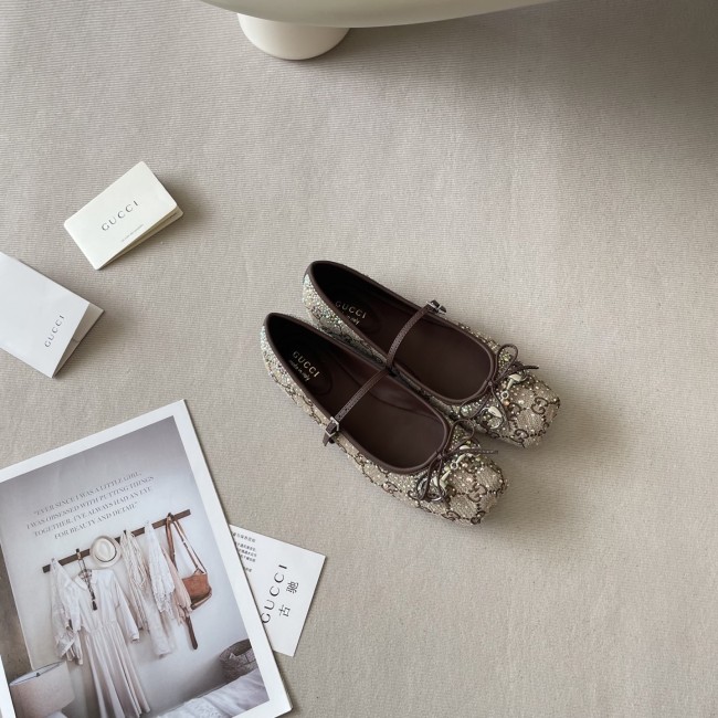 Women Quality Shoes with Box #GUI