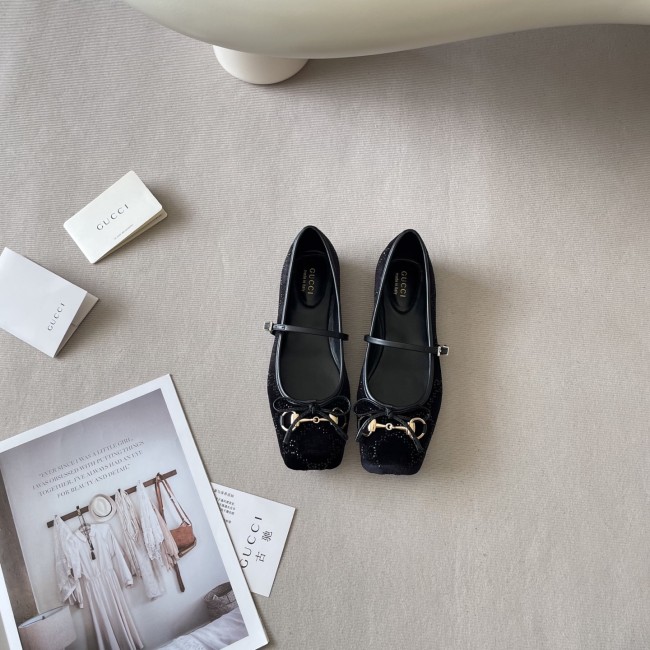 Women Quality Shoes with Box #GUI