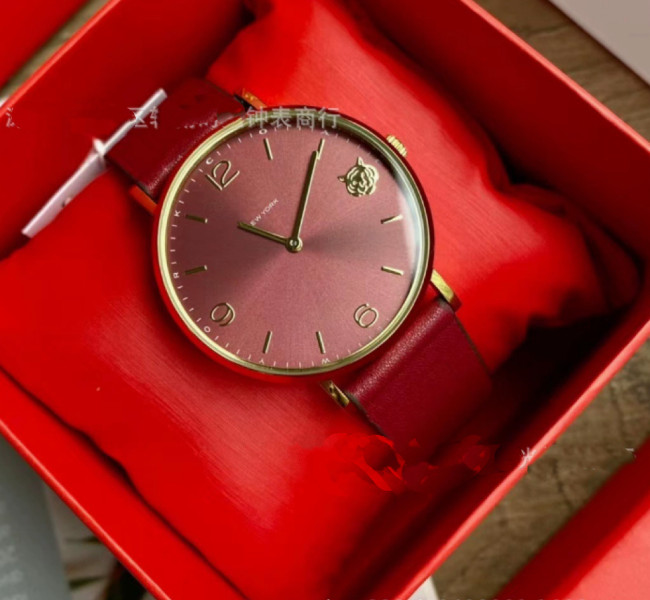  Fashion Watch with Box