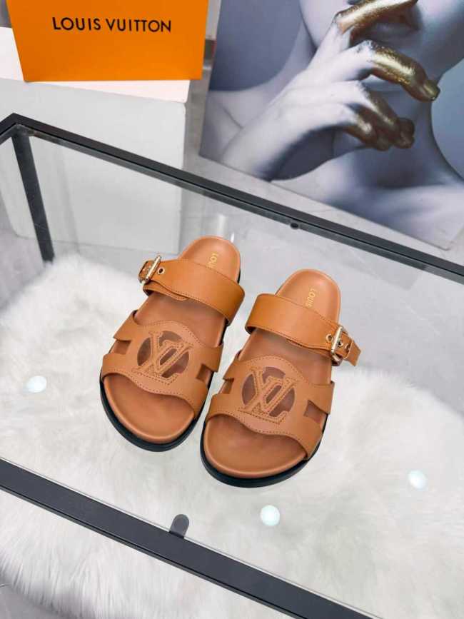 High Quality Sandals with Box Women Size 6-10 #LOV