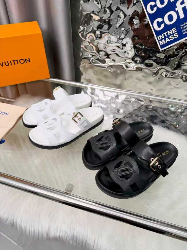 High Quality Sandals with Box Women Size 6-10 #LOV