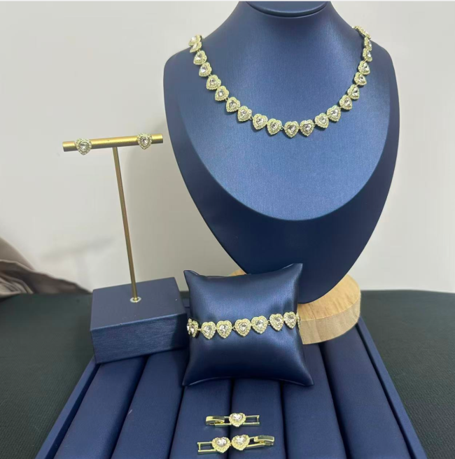 Quality Swarovski Necklace Bracelet Earrings Set with Box