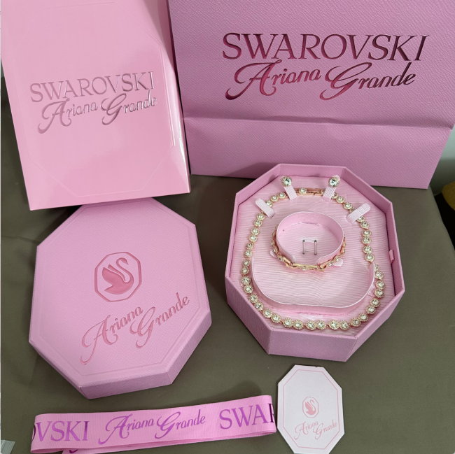 Quality Swarovski Necklace Bracelet Earrings Set with Box