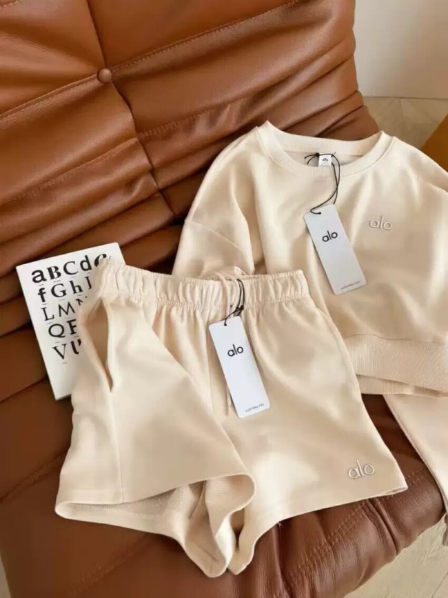  Fashion Alo Sweatshirt with Shorts Set with Tags 