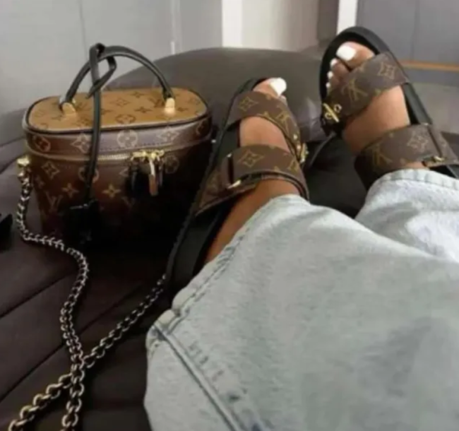Fashion Slides with Bag Set NO Box Free Shipping #GUI  #LOV