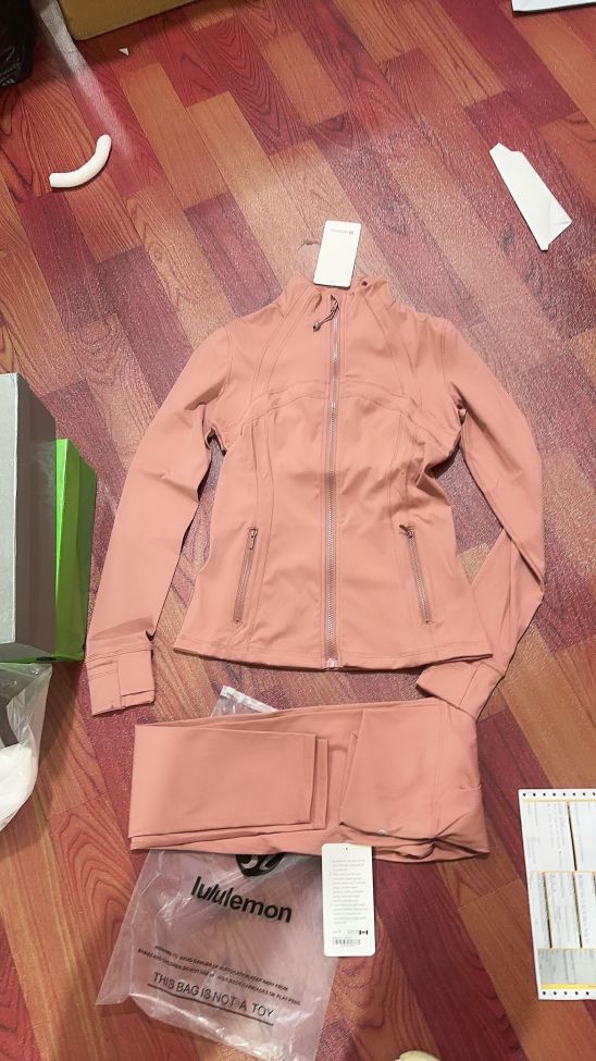 Lulu Define Jacket Set with Tags #NOO