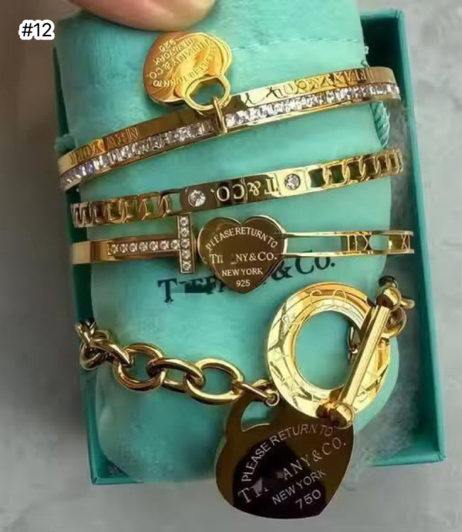 Fashion Bracelet Set with Box #TIF