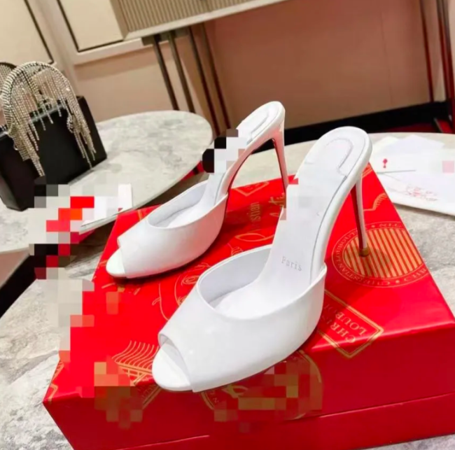 Quality CL Heels with Box