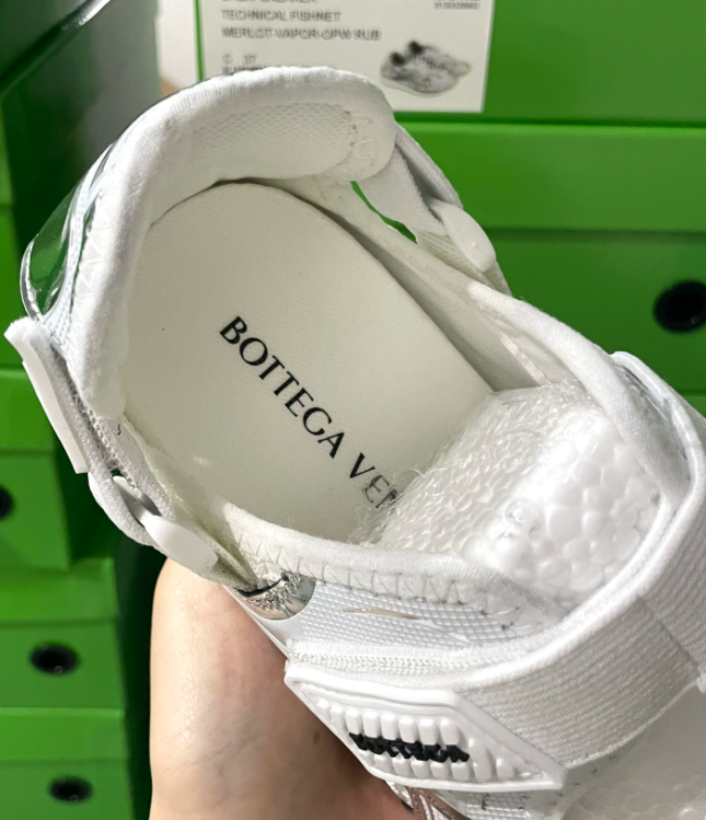 Fashion BV Shoes with Box