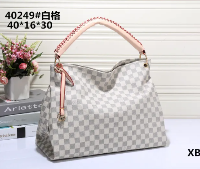 Wholesale Bag No Box #LOV