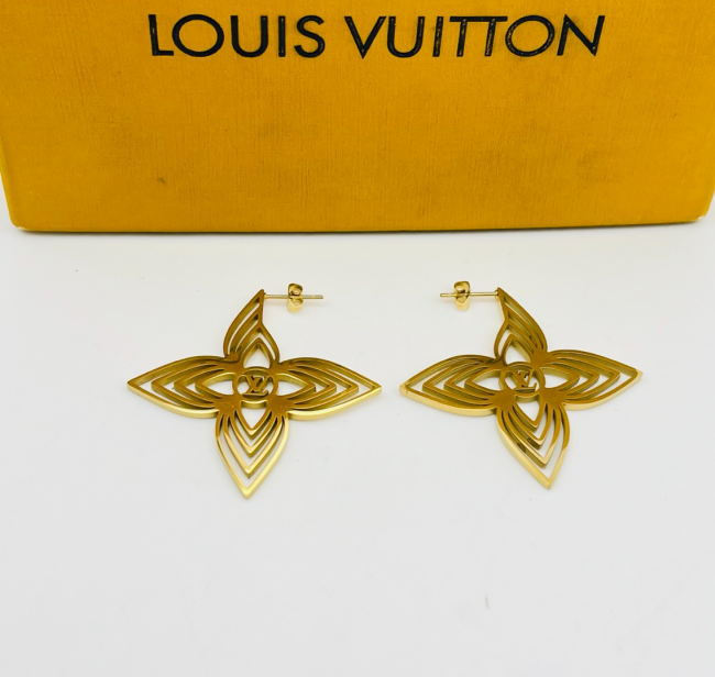 Fashion Earrings No Box #GUI #LOV 