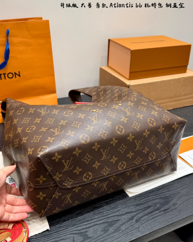 Women Quality Bag with Box #LOV
