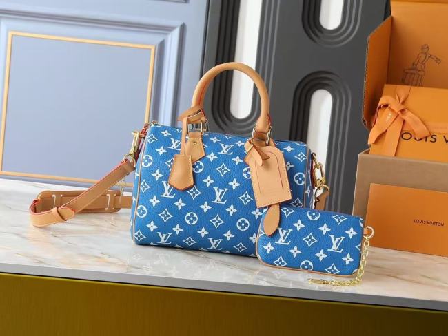 Top quality fashion real leather Handbag size:25*15*15cm #LOV