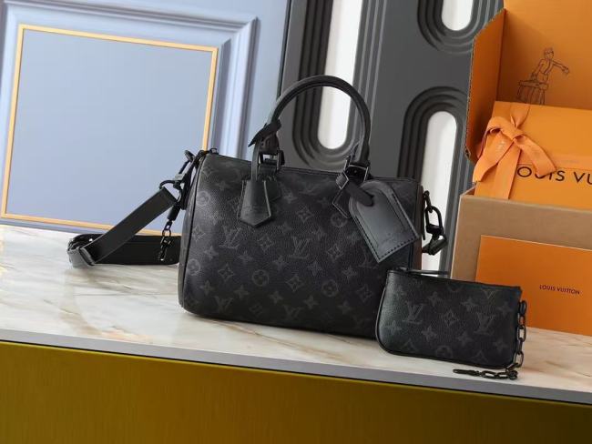 Top quality fashion real leather Handbag size:25*15*15cm #LOV