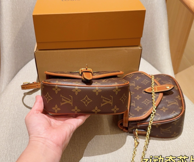 High Quality Bag with Box #LOV