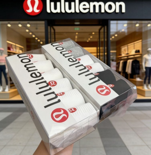Lulu lemon Socks