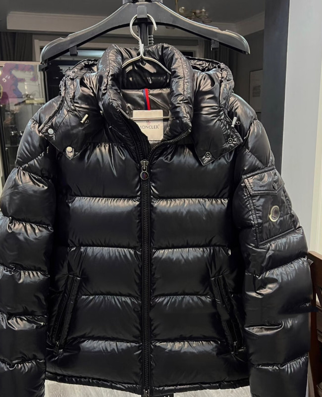 Quality Moncler Coat with Tags